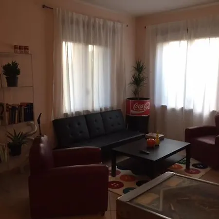 דירה 77 *